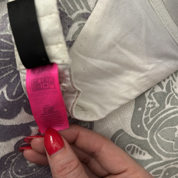 La Senza Bra - Picture 4 of 4